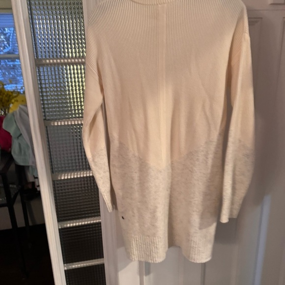 NWOT Lululemon Long Sleeve Sweater Dress Crew Neck Pockets Ivory & Gray Size S - Picture 5 of 10